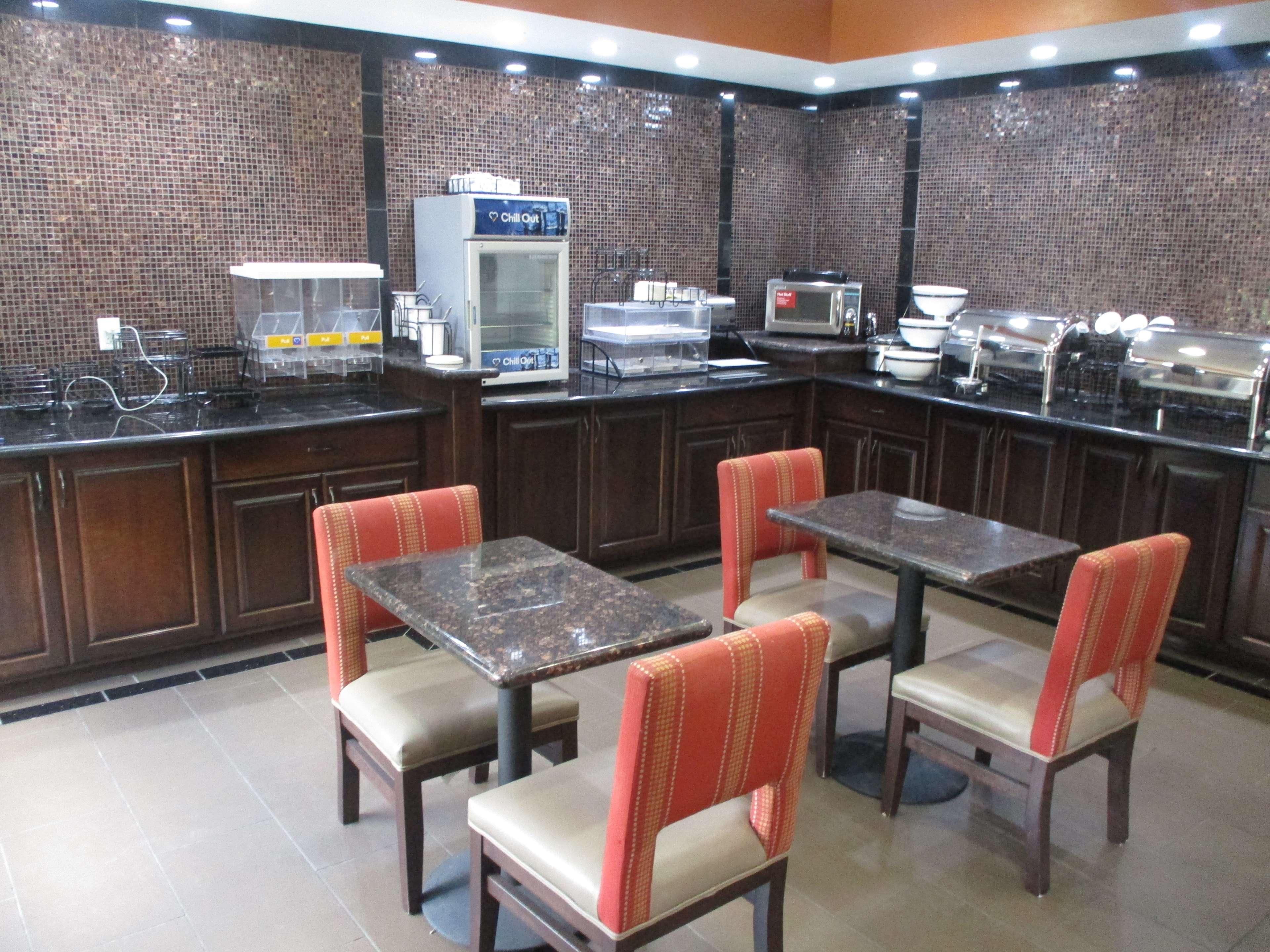 Best Western Emporia Inn Dış mekan fotoğraf